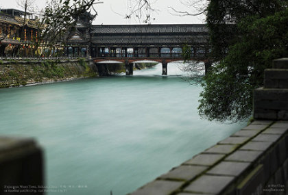 The South Bridge and the River | 都江堰 - 南桥